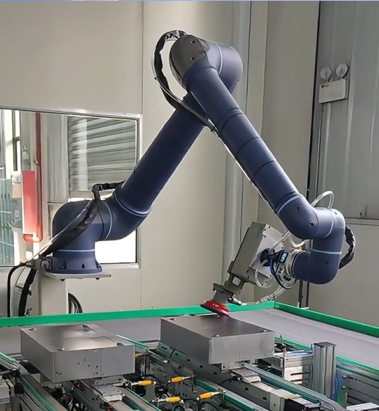 机器人打磨工艺中编程与轨迹规划的复杂性解析