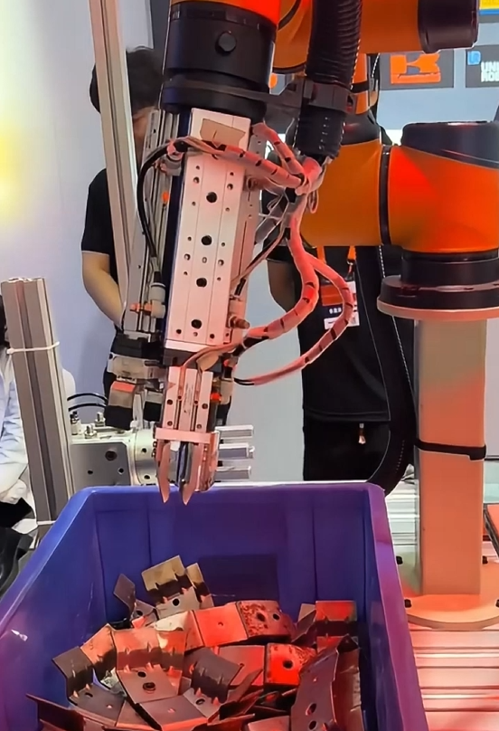 3D视觉无序抓取：抓取点计算与规划的核心难题深度解析